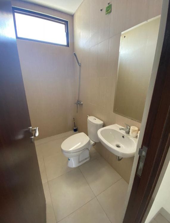 Rumah Disewakan Semi Furnished di Cluster Forest Green Lippo Cikarang